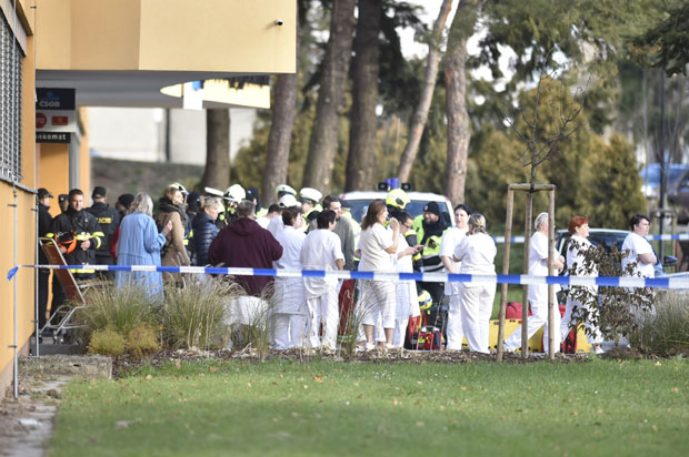 Умислио да не желе да га лече, па запуцао на пацијенте у чекаоници: Нови детаљи инцидента који је Чешку дигао на ноге